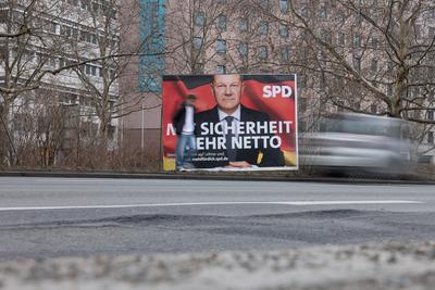 Wahlplakate in Berlin 2025-stock-foto