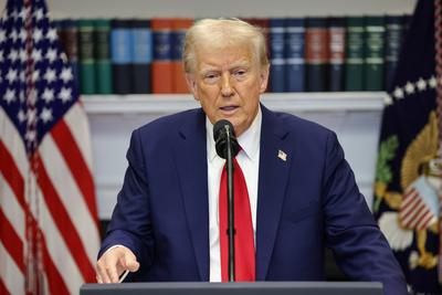 Trump Delivers Remarks on AI Infrastructure-stock-photo