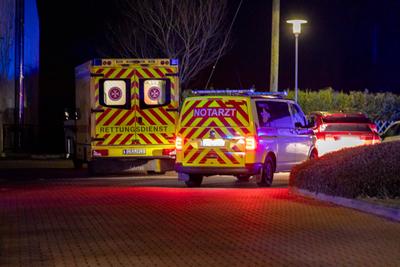 Entstehungsbrand in Einrichtung f?r Betreutes Wohnen ? Bewohner in Klinik-stock-foto