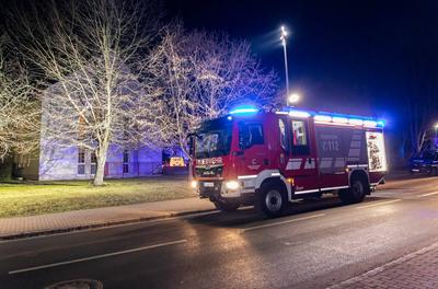 Entstehungsbrand in Einrichtung f?r Betreutes Wohnen ? Bewohner in Klinik-stock-foto