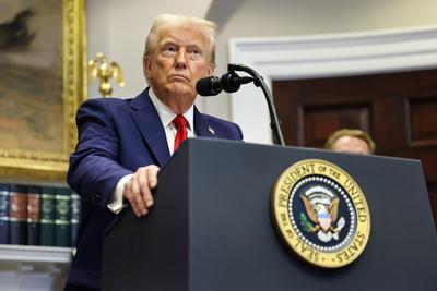Trump Delivers Remarks on AI Infrastructure-stock-photo