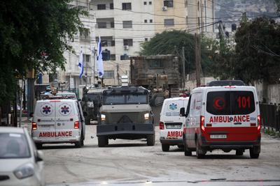 Israeli army continues its attacks in West Bank city of Jenin on the 2nd day,-stock-foto