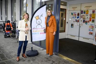 Queen M?xima visits Promising Start Zeist, ZEIST, The Netherlands-stock-foto