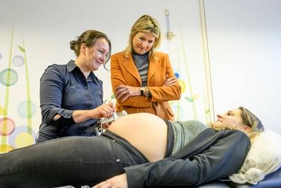 Queen M?xima visits Promising Start Zeist, ZEIST, The Netherlands-stock-foto
