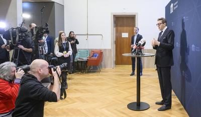 20250123 Doorsteps bei FPOE-OEVP Regierungsverhandlungen-stock-foto