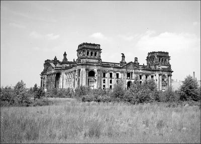 Ruins of the Reichstag (Architect:-stock-photo