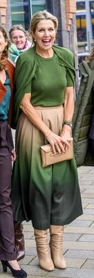 Queen M?xima visits Appeltjes winner who tackles loneliness among young people, ?s-Hertogenbosch, The Netherlands-stock-foto