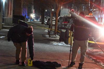 24-year-old man fatally stabbed on halsey street in bushwick brooklyn new york city-stock-foto