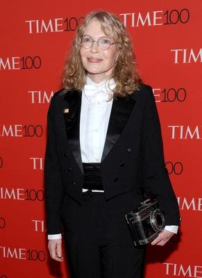 NEW YORK NY APRIL 24 Mia Farrow attends the 2018 Time 100 Gala at Frederick P Rose Hall Jazz a-stock-foto