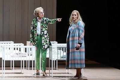 23.01.2025 , Die Frau ohne Schatten, Marina Prudenskaya, Daniela K?hler, Deutsche Oper Berlin, Premiere am 26.01.2025, R-stock-foto