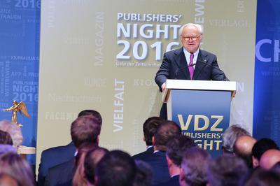 Ehren-Victoria Preistraeger Hubert Burda auf dem Verleihung / Show beim Kongress der Zeitschriftenverlerger - VDZ Publis-stock-foto