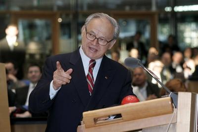 ZUKUNFTSPREIS 2005 Bonn Dr Hubert Burda bei der Verleihung ZUKUNFTSPREIS 2005 der CDA im Bundesha-stock-foto