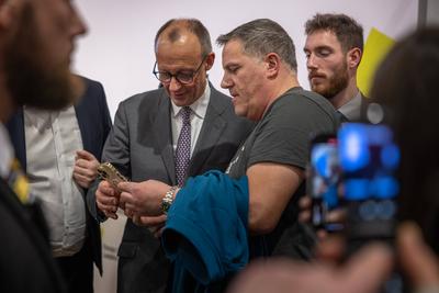 Kanzlerkandidat Friedrich Merz (CDU) auf der Gr?nen Woche.-stock-photo