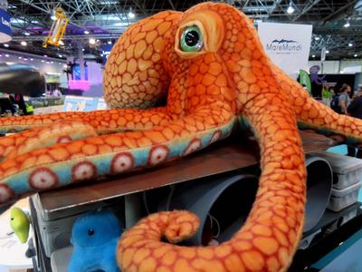 boot Messe Duesseldorf 2025 Octopus Krake-stock-photo