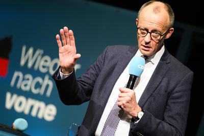 CDU Kanzlerkandidat Friedrich Merz macht Wahlkampf-stock-foto