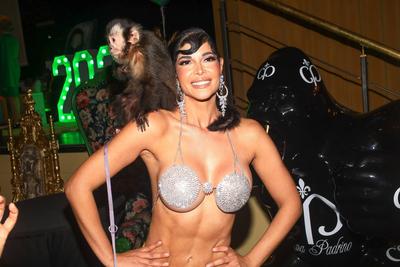 Dschungelparty zum TV Start by Julian F. M. Stoeckel-stock-foto