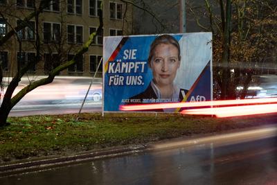 Wahlplakate in Berlin 2025-stock-photo