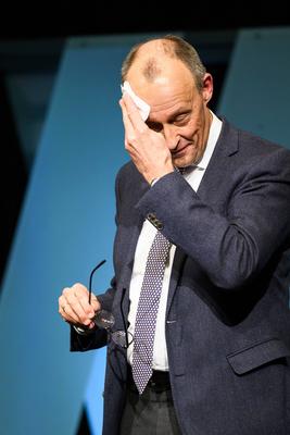 CDU Kanzlerkandidat Friedrich Merz macht Wahlkampf-stock-foto
