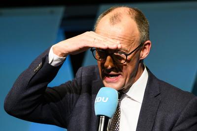 CDU Kanzlerkandidat Friedrich Merz macht Wahlkampf-stock-foto
