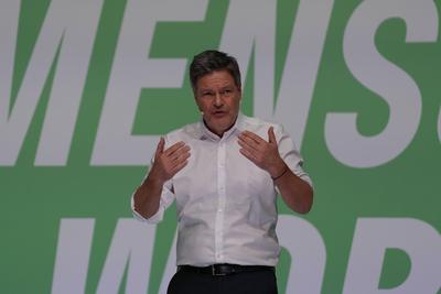 Zu Gast: Robert Habeck in der SICK-ARENA Freiburg-stock-foto
