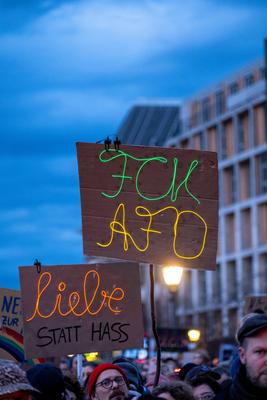 "Lichtermeer gegen den Rechtsruck" am Brandenburger Tor-stock-photo