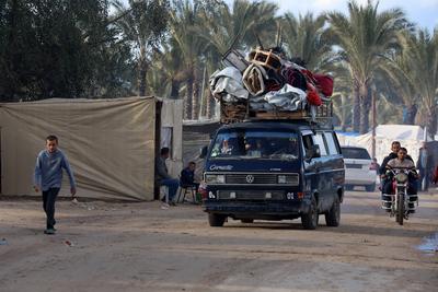 Displace Palestinians who left the southern Gaza Strip where they had taken refuge-stock-foto