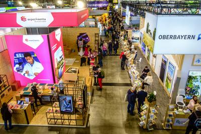Auf der Messe CMT in Stuttgart-stock-foto