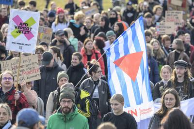 GER, Halle an der Saale, Messe, Gegen - Demo zu Veranstaltung der AFD auf dem Messegelaende mit Alice Weidel, 25.01.25,-stock-photo