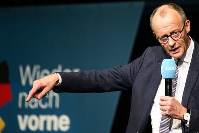 CDU Kanzlerkandidat Friedrich Merz macht Wahlkampf-stock-foto