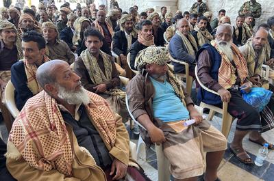 Houthis unilaterally release 153 war prisoners in Sana'a --stock-photo