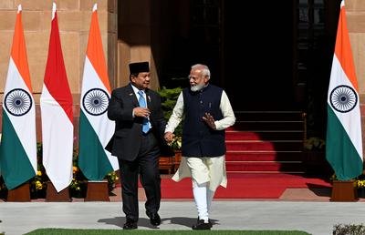 PM Narendra Modi And Indonesian President Prabowo Subianto Meeting At Hyderabad House-stock-foto