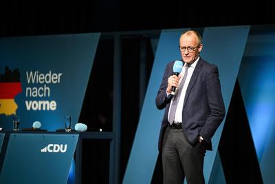 CDU Kanzlerkandidat Friedrich Merz macht Wahlkampf-stock-foto