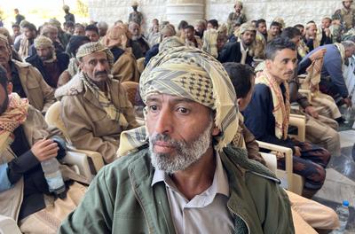 Houthis unilaterally release 153 war prisoners in Sana'a --stock-photo