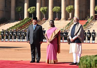 Ceremonial Reception Of Indonesian President Prabowo Subianto At Rashtrapati Bhawan-stock-foto