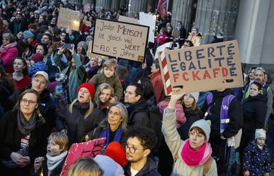 Demo Lichtermeer gegen den Rechtsruck-stock-foto