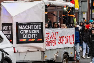 Aschaffenburg, Bavaria, Germany - January 26, 2025: Demonstration and march after knife attack against current governmen-stock-foto
