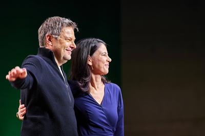 Bundesdelegiertenkonferenz 2025: Robert Habeck + Annalena Baerbock-stock-foto