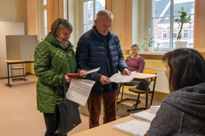 Hartha - Mittelsachsen w?hlt neuen Landrat: Wer folgt auf Dirk Neubauer?-stock-photo