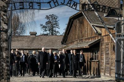 Oswiecim, Kleinpolen (Malopolskie), Polen, 27.01.2025: Gedenkst?tte KZ Auschwitz-Birkenau: Erinnerung an 80 Jahre Befrei-stock-foto