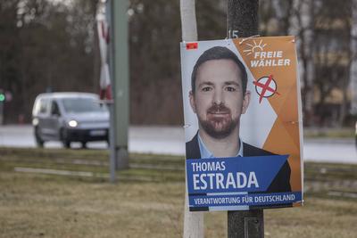 27.01.2025, Wahlplakate, N?rnberg: Wahlplakate zur Bundestagswahl 2025 in N?rnberg. Abgebildet ist der Freie W?hler Kand-stock-photo