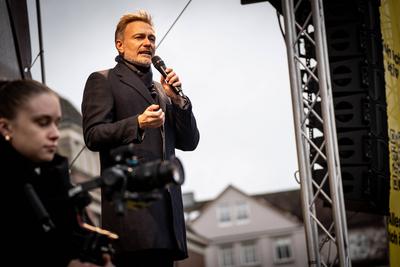 Christian Lindner, FDP-Parteivorsitzender und ehemaliger Bundesfinanzminister, w?hrend der Wahlkampfveranstaltung in Kiel, Schleswig-Holstein-stock-foto