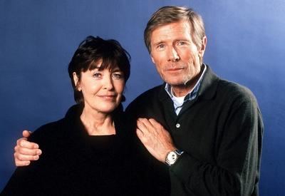 Schauspieler Thekla Carola Wied (li.) und Horst Janson (beide GER) anl?sslich eines Pressetermins zum ARD-Film - Liebe,-stock-foto