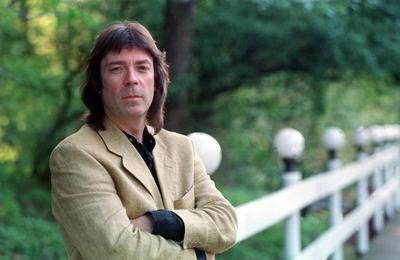 1/ Portrait 99: Steve Hackett, Gitarrist und S?nger, Ex-Gitarrist und Gr?ndungsmitglied der Popgruppe Genesis, jetzt sol-stock-foto