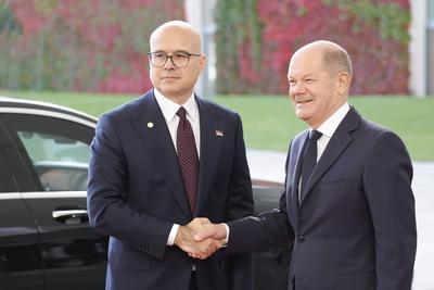 Milos Vucevic, Ministerpr?sident von Serbien, Olaf Scholz, Bundeskanzler, Deutschland, Berlin, Bundeskanzleramt, Gipfel-stock-photo