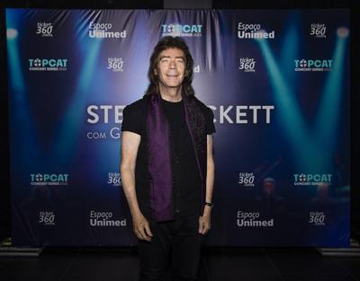 S?O PAULO, SP - 20.08.2023: STEVE HACKETT WITH GENETICS FAZ SHOW EM SP - Steve Hackett and Genetics during a show in SP-stock-foto