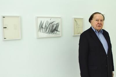 Bildnummer: 58449459  Datum: 08.09.2012  Copyright: imago/gezett LITERATURFESTIVAL BERLIN(ILB) Gerhard R?hm in Berlin zur Ausstellung und Lesung am 08.09.2012. Kultur Kunst people Shooting POrtr?t x0x xub 2012 quer premiumd gezett Berlin Schriftsteller literatur Autor Portrait Persoenlichkeit Author writing writer Culture Kulture Dichter Poet LITERATURFESTIVAL Gerhard R?hm  58449459 Date 08 09 2012 Copyright Imago  Literature Festival Berlin ILB Gerhard R?hm in Berlin to Exhibition and Reading at 08 09 2012 Culture Art Celebrities Shooting Portrait x0x  2012 horizontal premiumd  Berlin Writer Literature Author Portrait Personality author Writing Writer Culture Kulture Poet Poet Literature Festival Gerhard R?hm-stock-foto