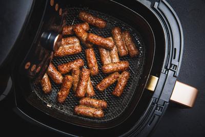 Traditional south european skinless sausages cevapcici Traditional south european skinless sausages cevapcici, cevapi, B-stock-foto