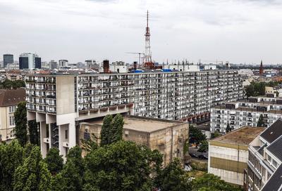 Pallasseum Berlin, 05.07.2023 - Das Pallasseum oder auch ist ein Wohnblock im Berliner Ortsteil Schoeneberg. Rund 1800 M-stock-foto