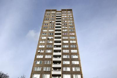 Plattenbau Wohnungen Berlin, 14.01.2023 - Wohnungen in einem Plattenbau im Berliner Stadtteil Lichtenberg. Berlin Berlin-stock-photo