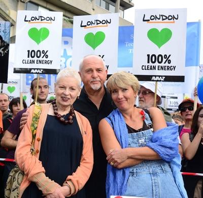 . 21/09/2014. London, United Kingdom. In the frame - L-R Dame Vivienne Westwood, Peter Gabriel and Emma Thompson. Londo-stock-foto